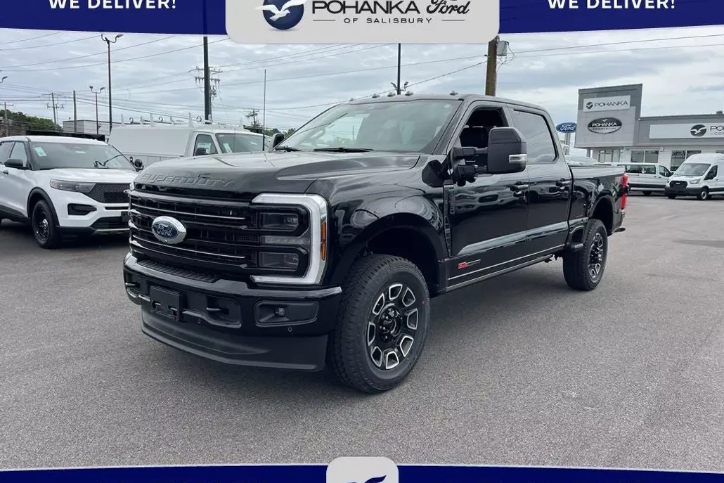 2025 Ford F-350 Platinum photo 1