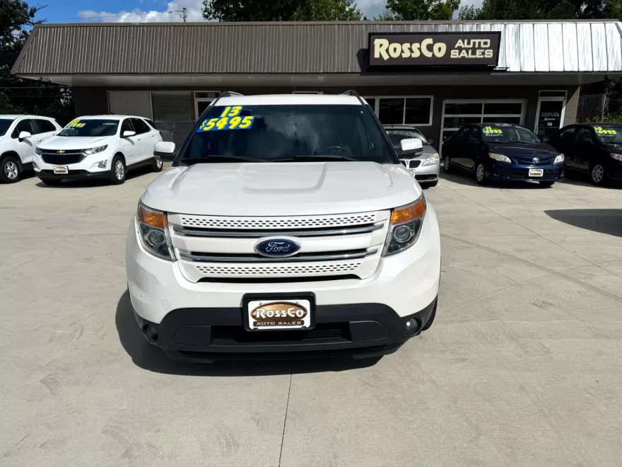 2013 Ford Explorer Limited photo 1
