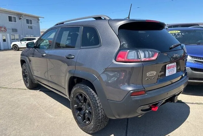2019 Jeep Cherokee Trailhawk photo 1