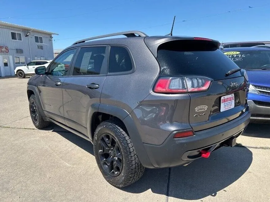 2019 Jeep Cherokee Trailhawk photo 1