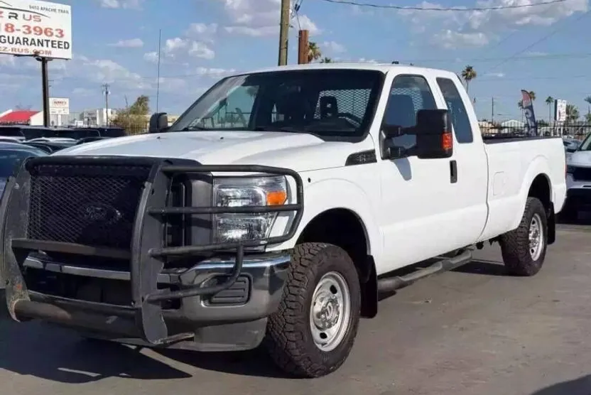 2016 Ford F-250 XL photo 1