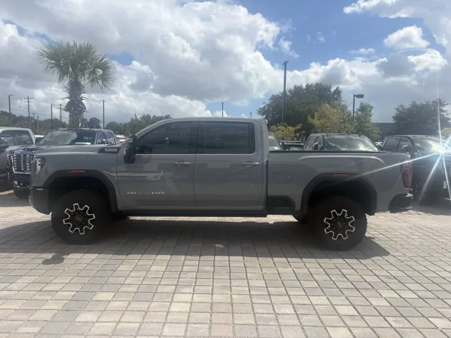 2024 Gmc Sierra 2500 HD AT4X photo 1