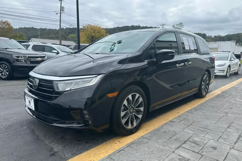 2024 Honda Odyssey EX-L photo 1