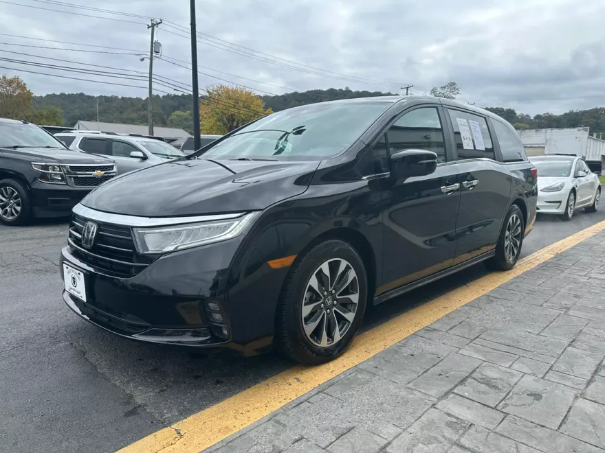 2024 Honda Odyssey EX-L photo 1