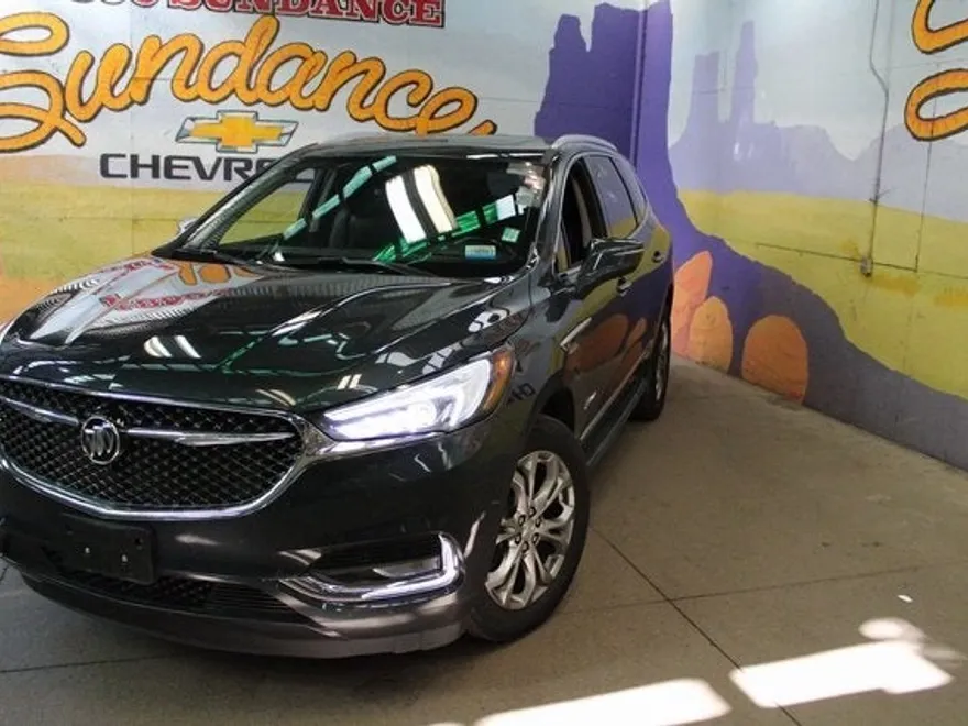 2021 Buick Enclave Avenir photo 1