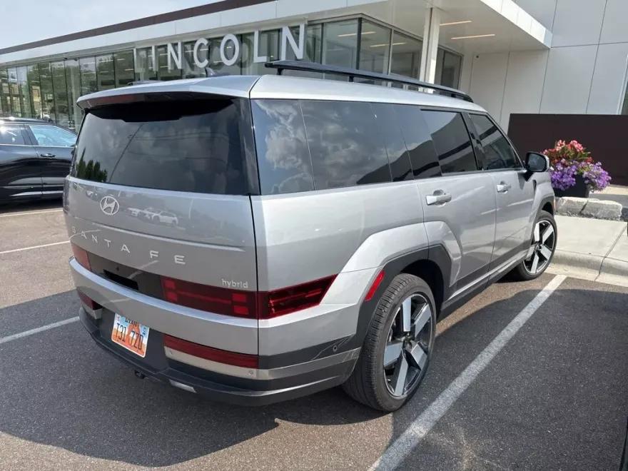 2025 Hyundai Santa Fe Limited photo 1