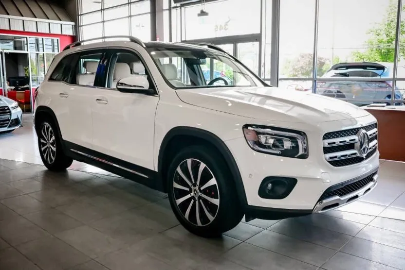 2022 Mercedes Benz GLB 250 4MATIC photo 1