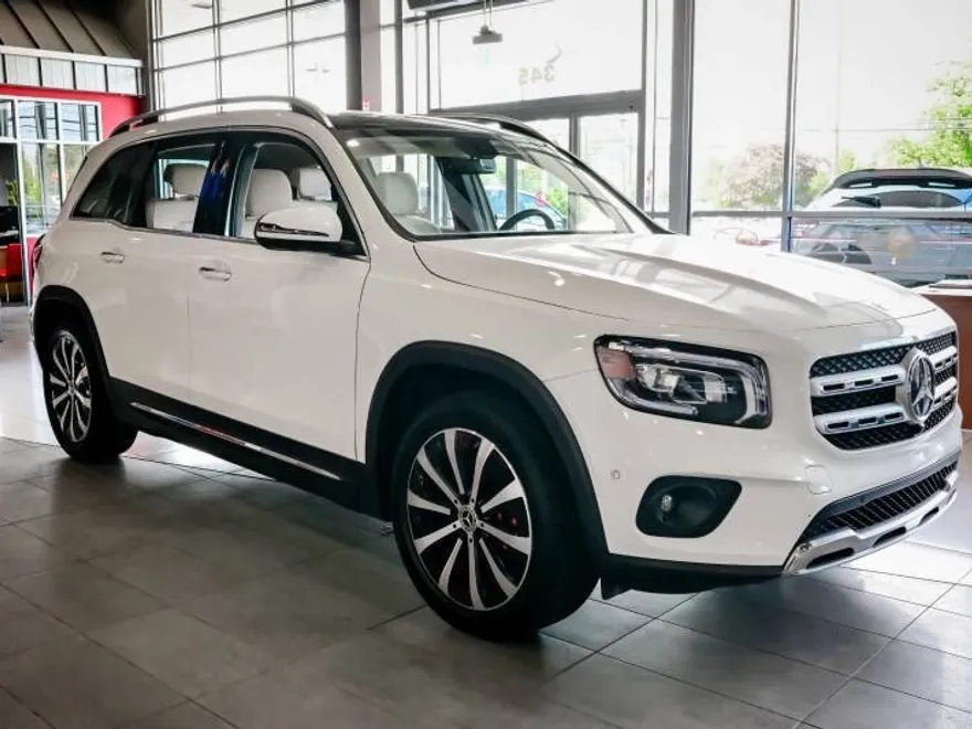 2022 Mercedes Benz GLB 250 4MATIC photo 1