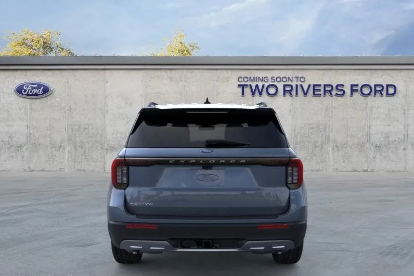 2025 Ford Explorer photo 1