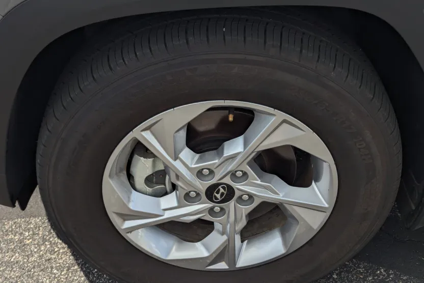 2024 Hyundai Tucson SEL photo 1
