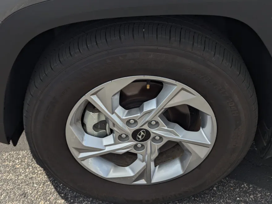 2024 Hyundai Tucson SEL photo 1
