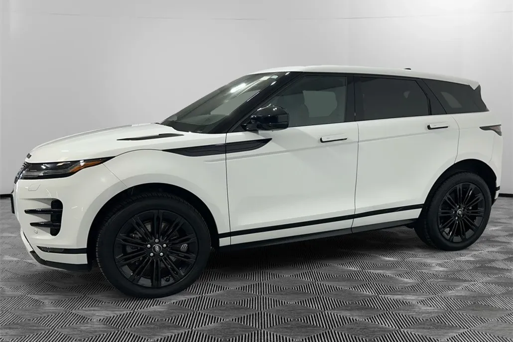 2024 Land Rover Range Rover Evoque Dynamic SE photo 1