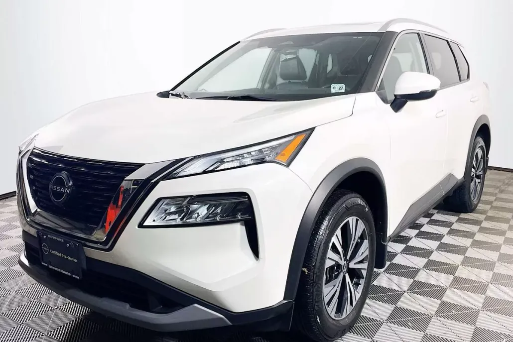 2022 Nissan Rogue SV photo 1