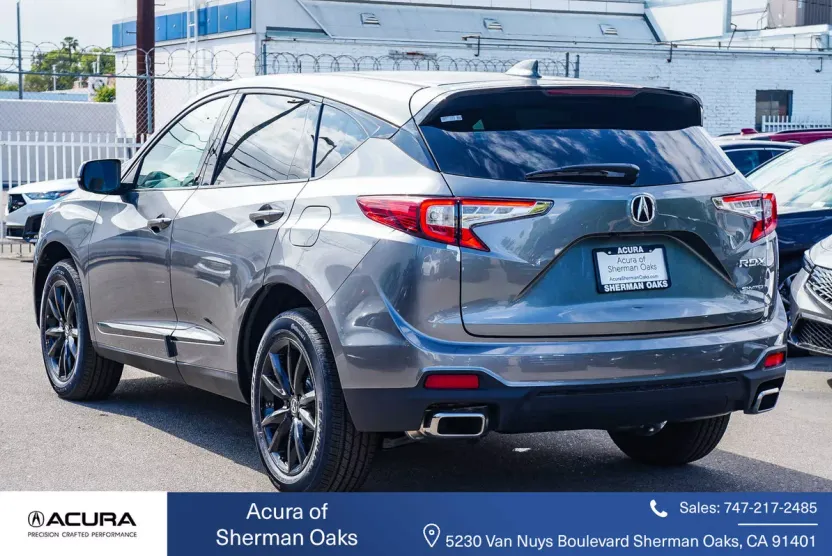 2025 Acura RDX photo 1