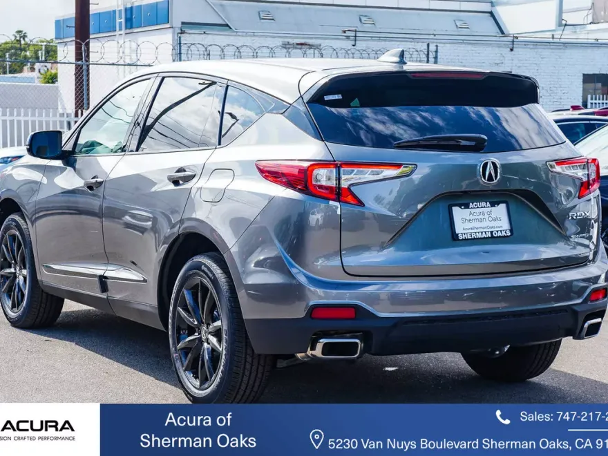 2025 Acura RDX photo 1
