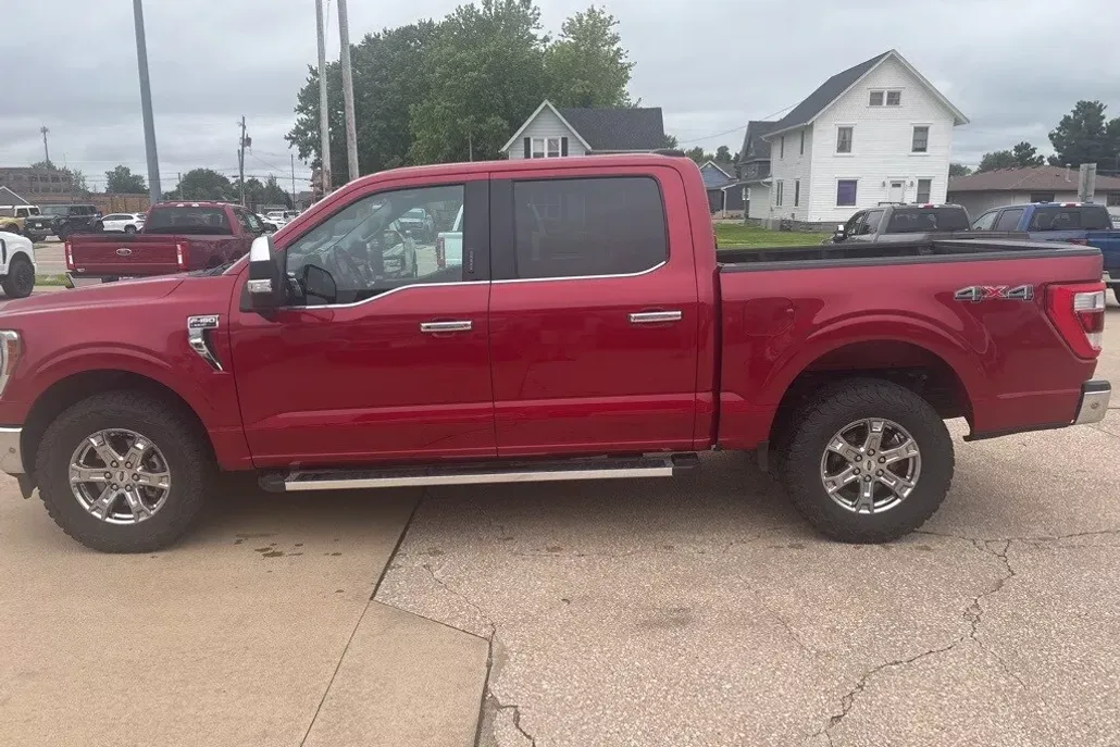 2022 Ford F-150 Lariat photo 1