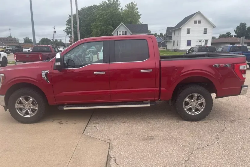 2022 Ford F-150 Lariat photo 1