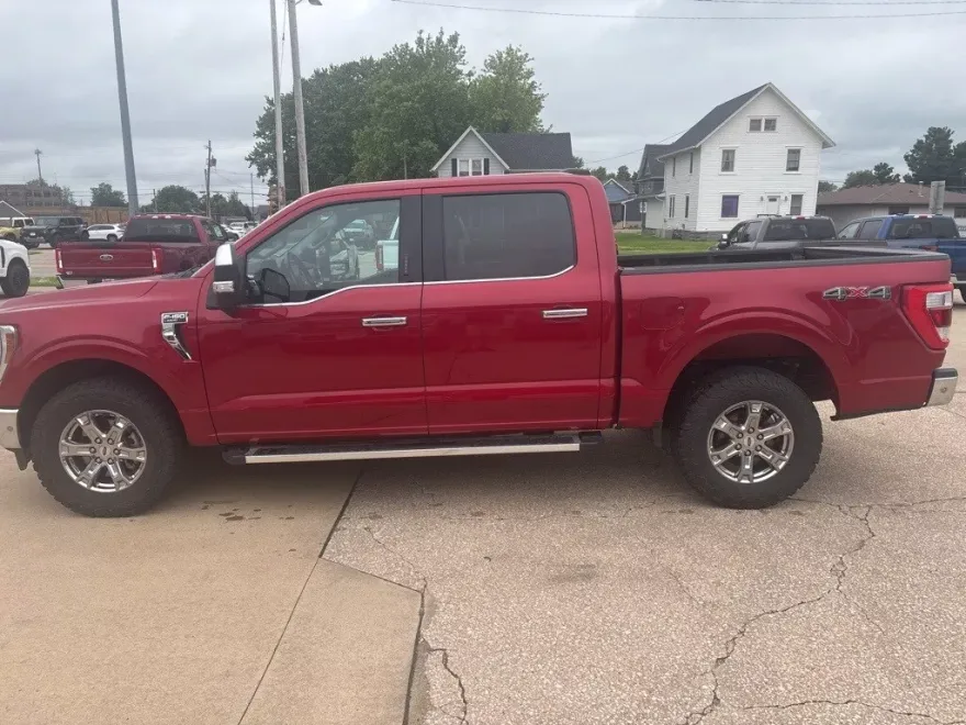 2022 Ford F-150 Lariat photo 1
