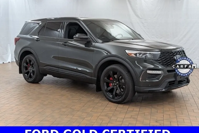 2022 Ford Explorer ST photo 1