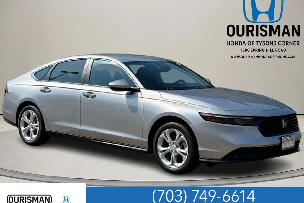 2025 Honda Accord LX photo 1
