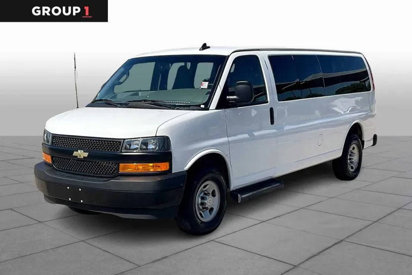 2023 Chevrolet Express LS photo 1