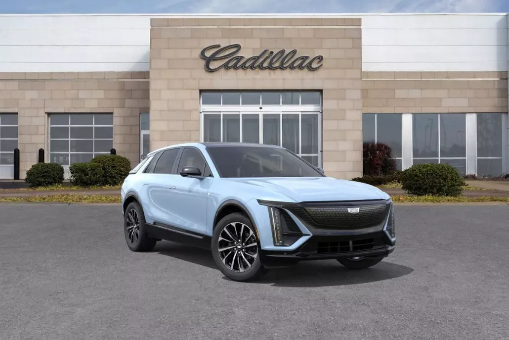 2026 Cadillac Lyriq Sport photo 1