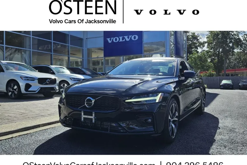 2025 Volvo S60 B5 Plus photo 1