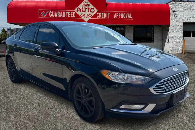 2018 Ford Fusion SE photo 1