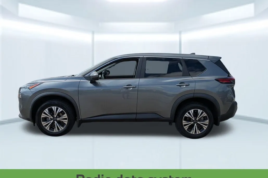 2023 Nissan Rogue SV photo 1