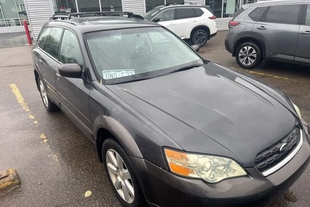 2007 Subaru Outback 2.5i Limited photo 1