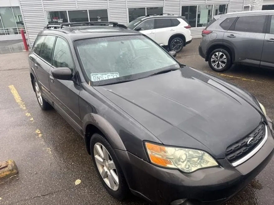 2007 Subaru Outback 2.5i Limited photo 1