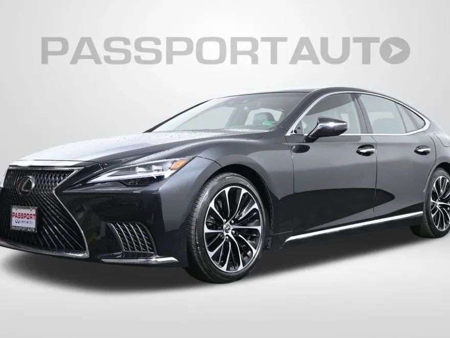 2023 Lexus LS 500 photo 1