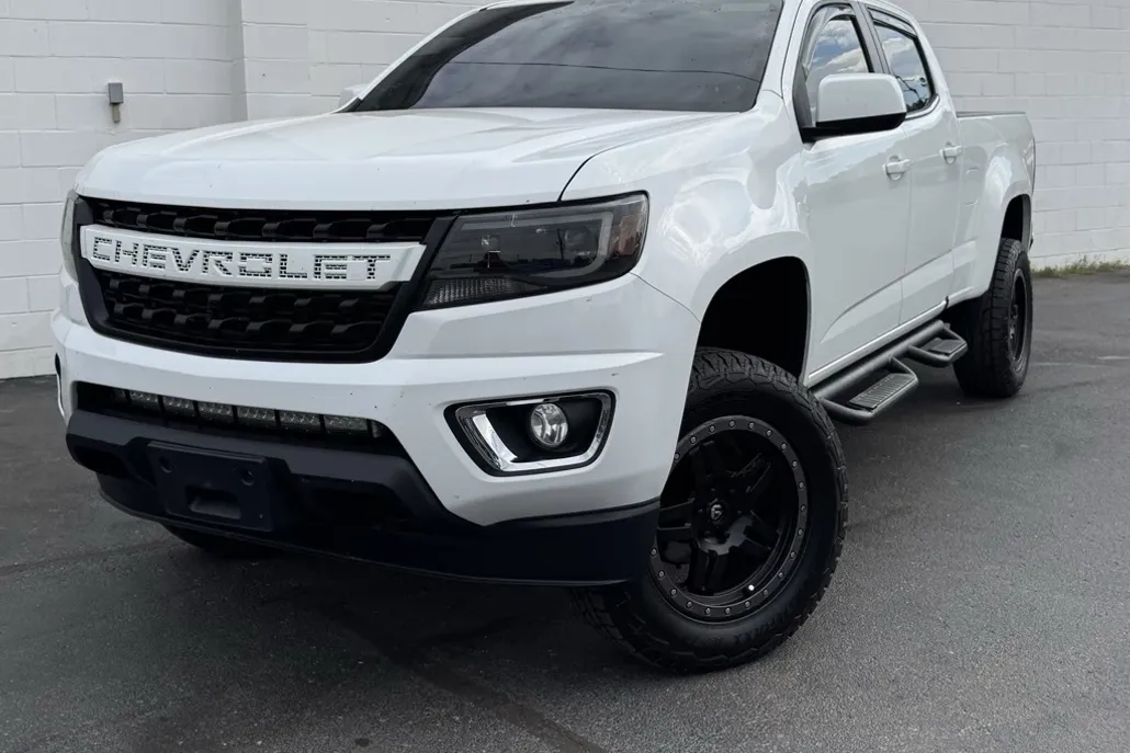 2016 Chevrolet Colorado LT photo 1