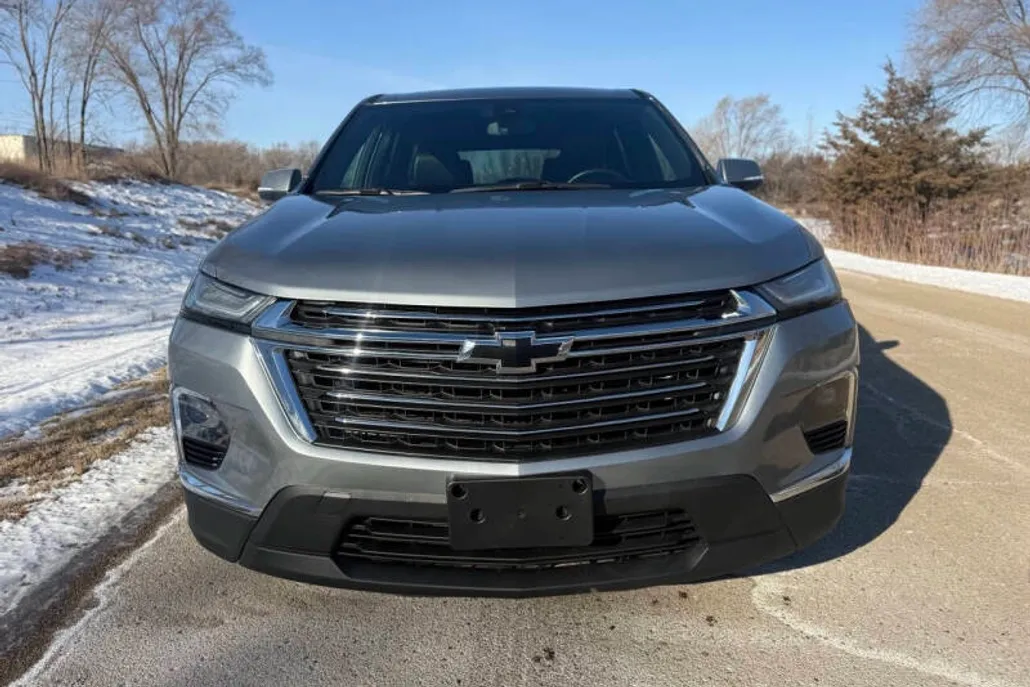 2023 Chevrolet Traverse Leather photo 1