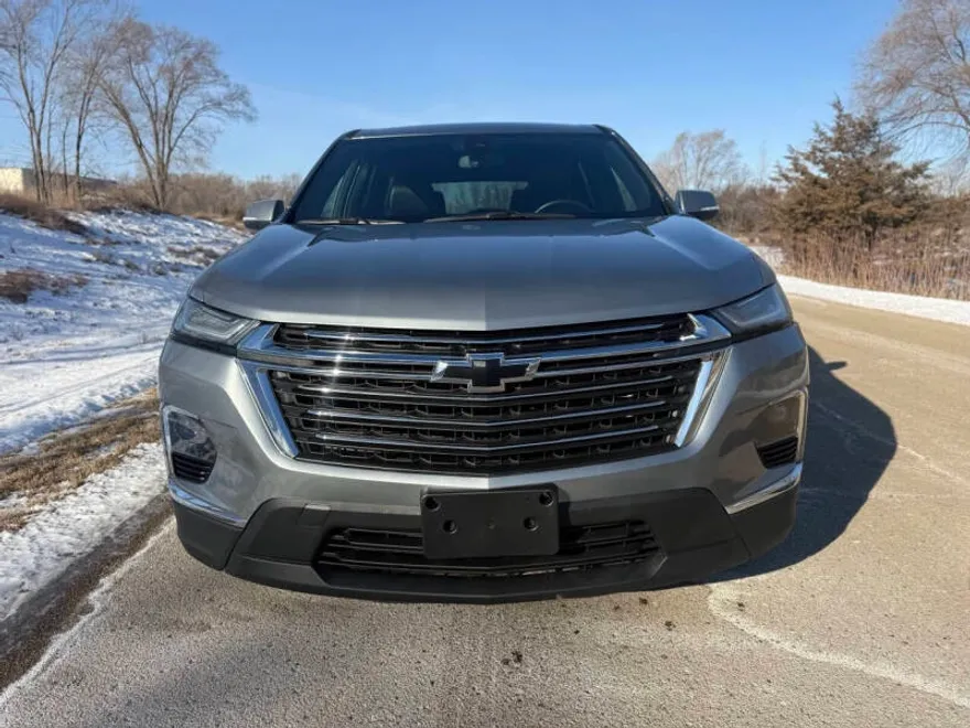 2023 Chevrolet Traverse Leather photo 1