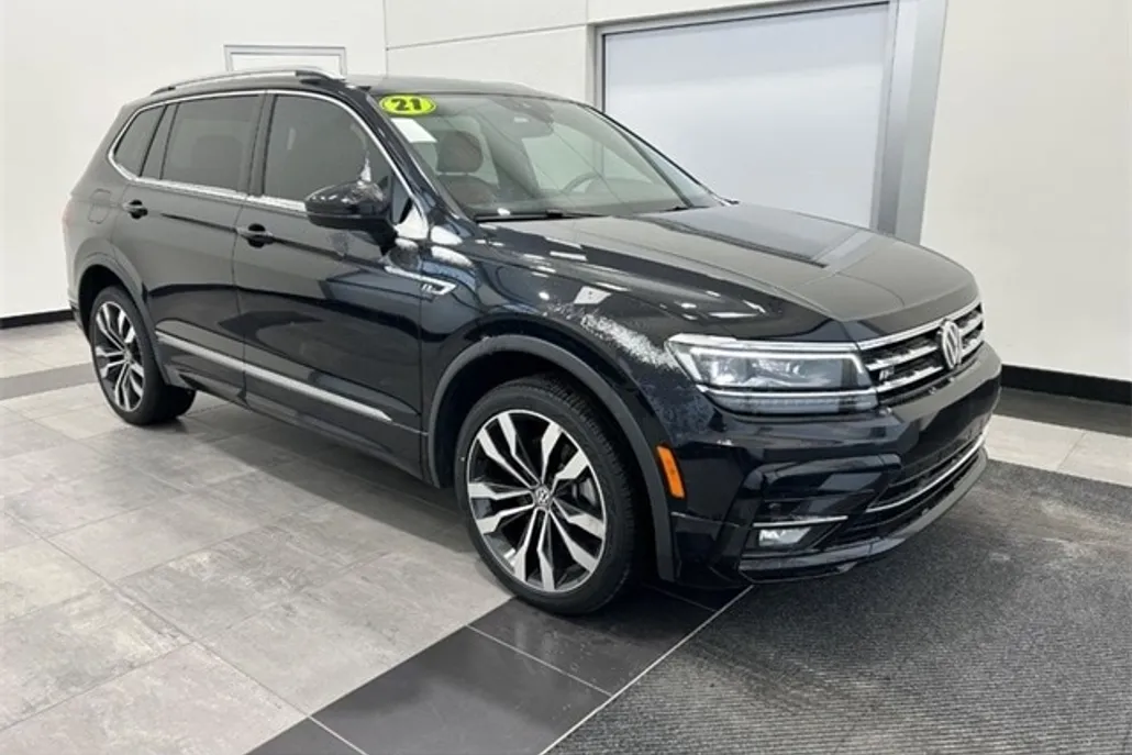 2021 Volkswagen Tiguan SEL Premium R-Line photo 1