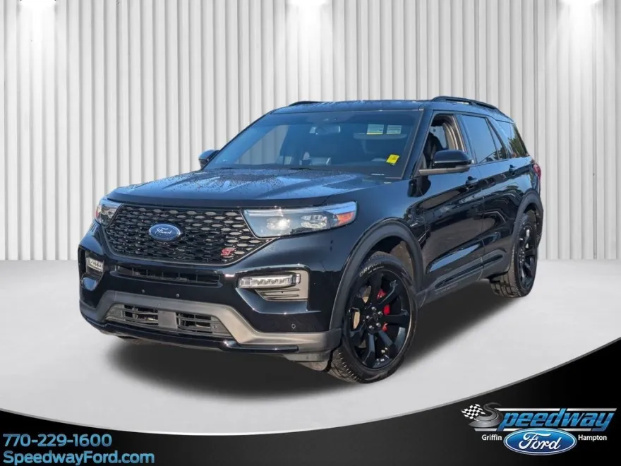 2022 Ford Explorer ST photo 1