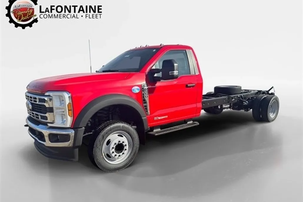 2025 Ford F-550 XL photo 1