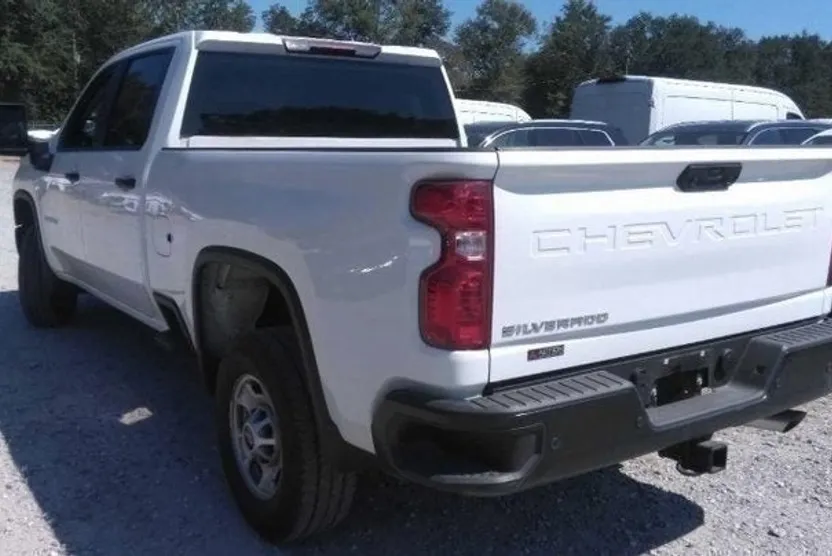 2024 Chevrolet Silverado 2500HD Work Truck Z71 photo 1