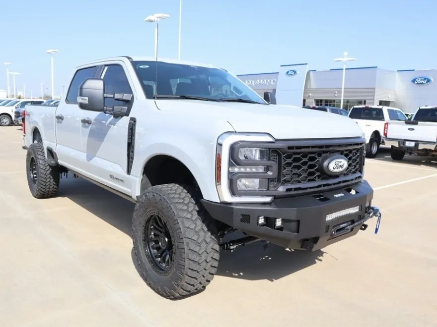 2025 Ford F-250 photo 1