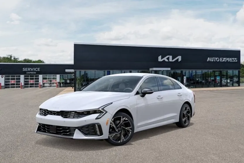 2026 Kia K5 GT-Line photo 1
