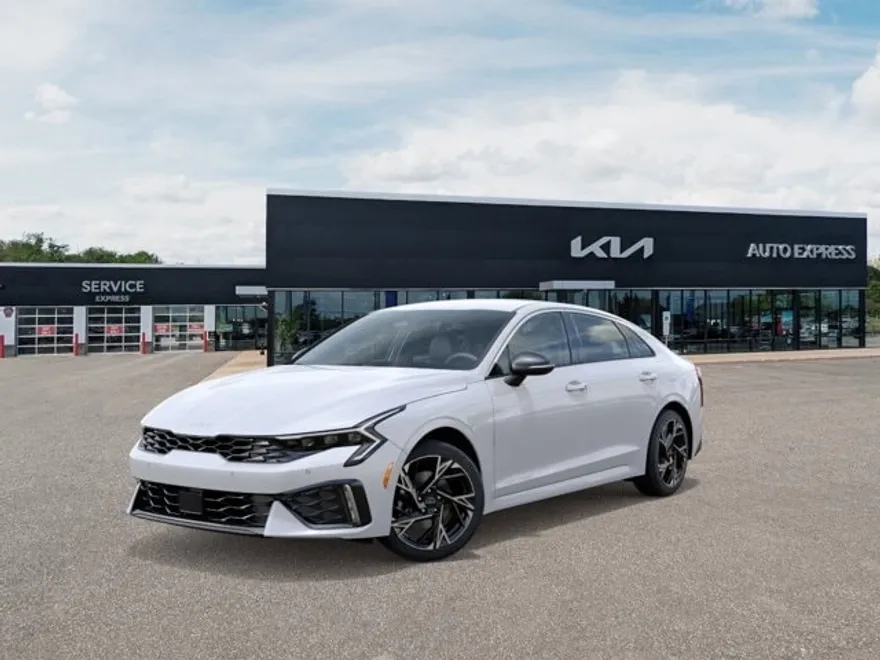 2026 Kia K5 GT-Line photo 1