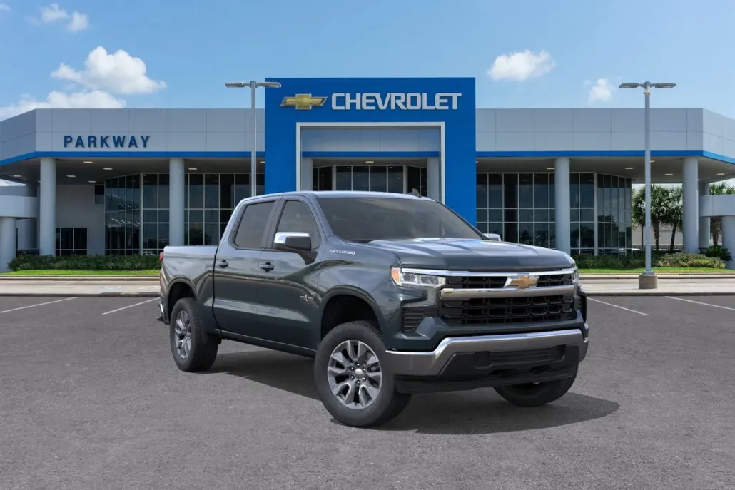 2026 Chevrolet Silverado 1500 LT photo 1