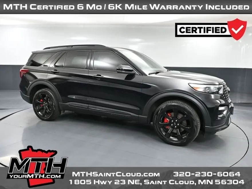 2024 Ford Explorer ST photo 1