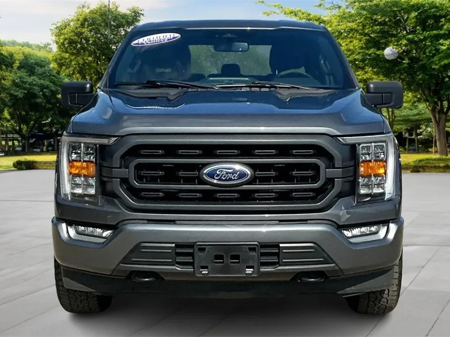 2023 Ford F-150 XLT photo 1