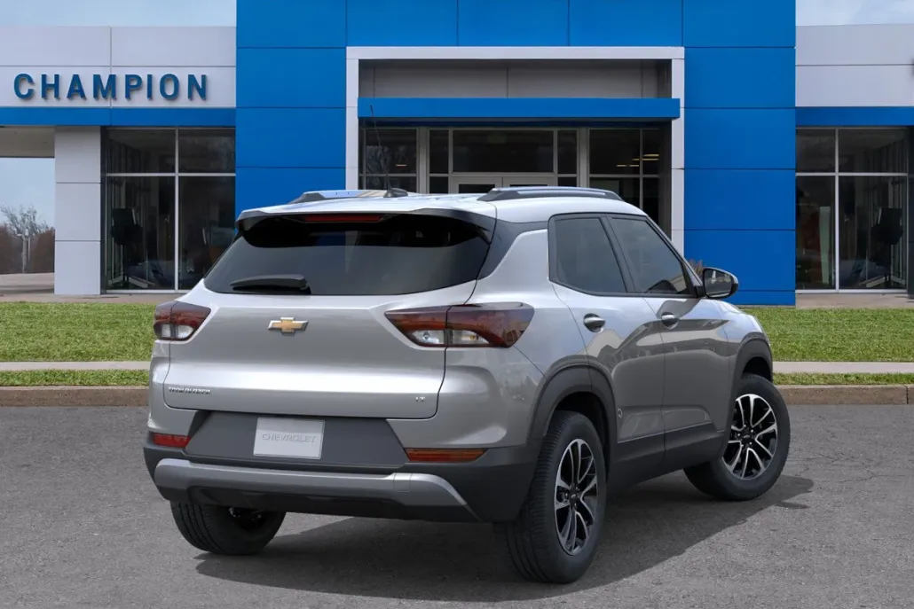 2026 Chevrolet Trailblazer LT photo 1