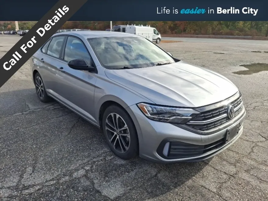 2023 Volkswagen Jetta 1.5T Sport photo 1