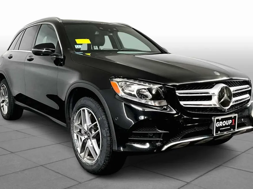 2019 Mercedes Benz GLC 300 4MATIC photo 1