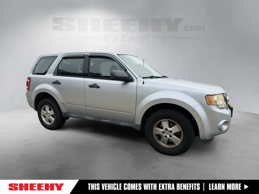 2011 Ford Escape XLS photo 1
