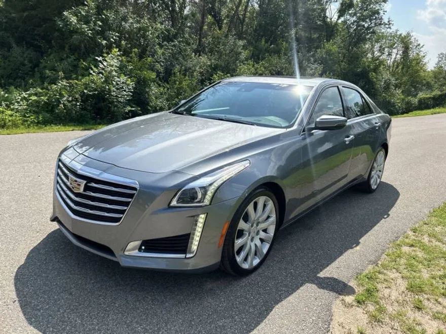 2019 Cadillac CTS Luxury photo 1